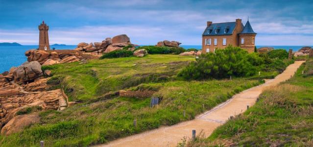 Circuit France, La Bretagne & la Côte de Granit Rose - Folies Rive Gauche** -50 € !